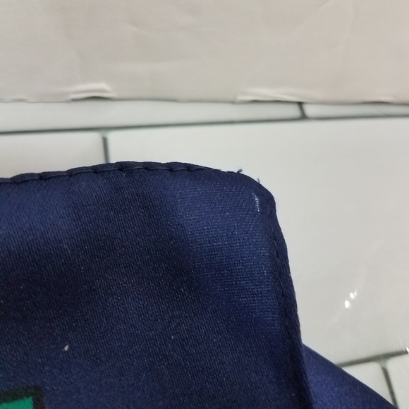 The Specialty House Scarf Made in Italy - Picture 5 of 9